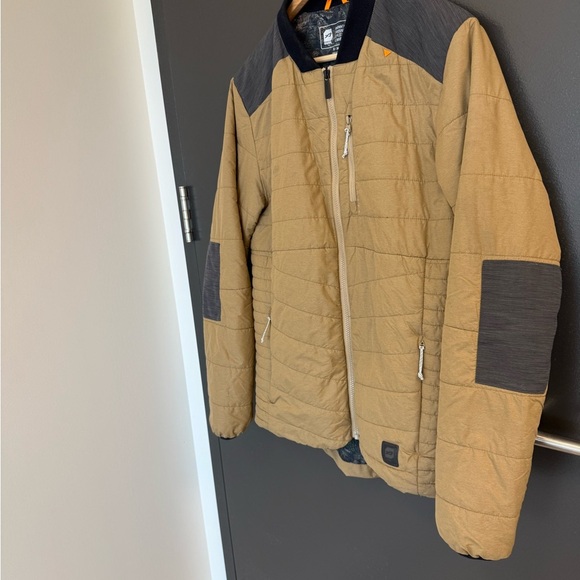 Orage M “Flight” EUC Tan and Black Quilted Puffer Jacket - Picture 14 of 14